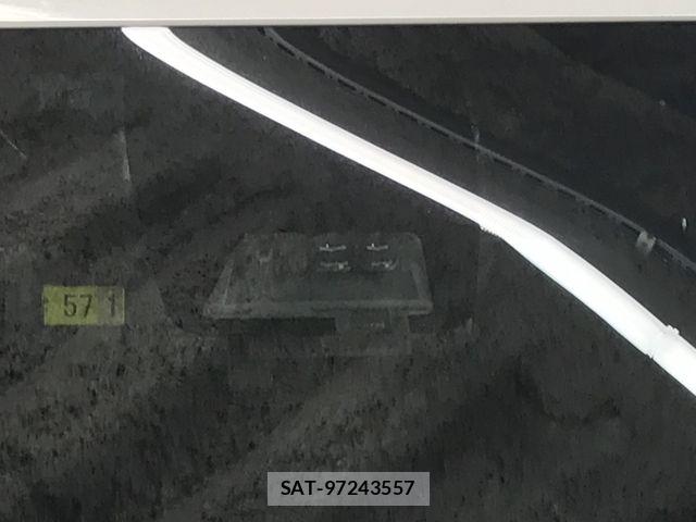 Toyota VOXY 2018-12 8882876-22