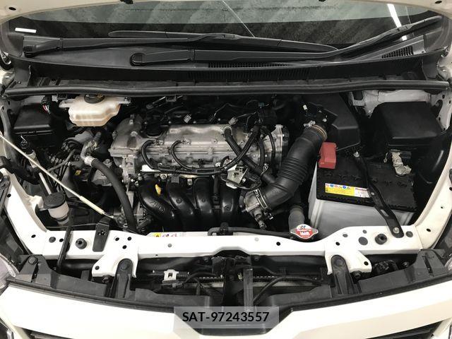 Toyota VOXY 2018-12 8882876-29