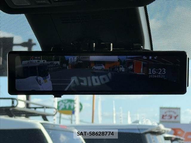 Toyota VOXY 2022-03 8882870-22