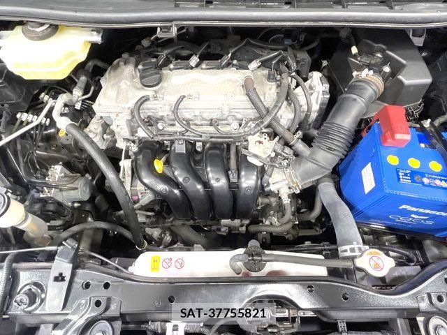 Toyota VOXY 2019-02 8882873-18
