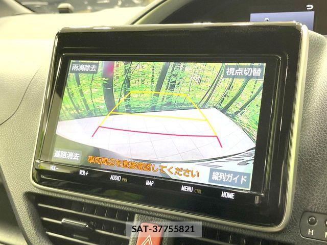 Toyota VOXY 2019-02 8882873-3