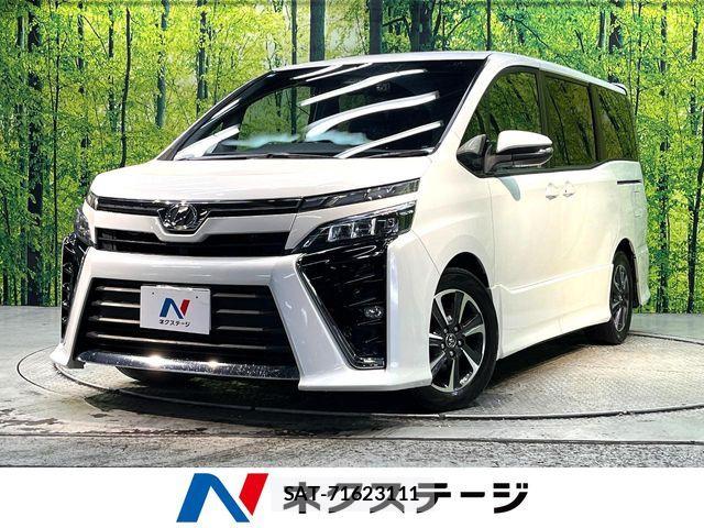 Toyota VOXY 2017-08 8882884-0