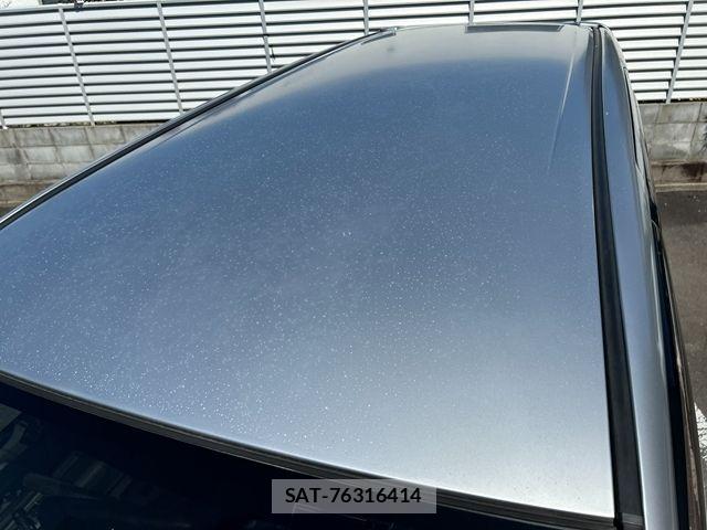 Toyota VOXY 2009-10 8882907-9