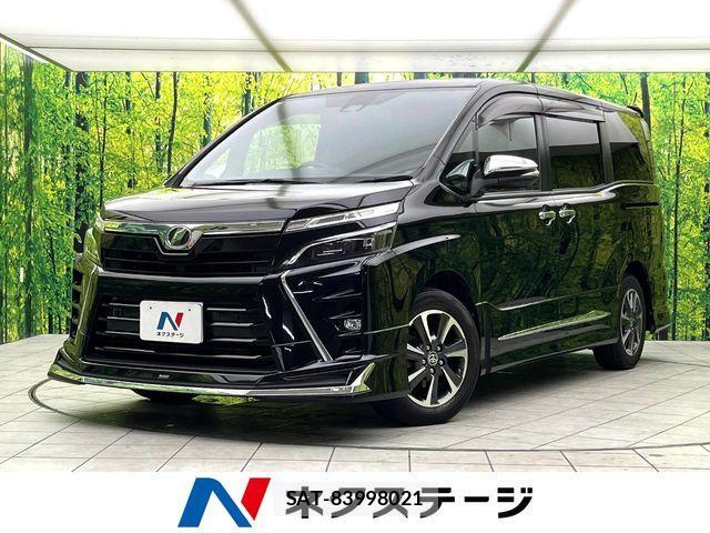 Toyota VOXY 2020-03 8882874-0