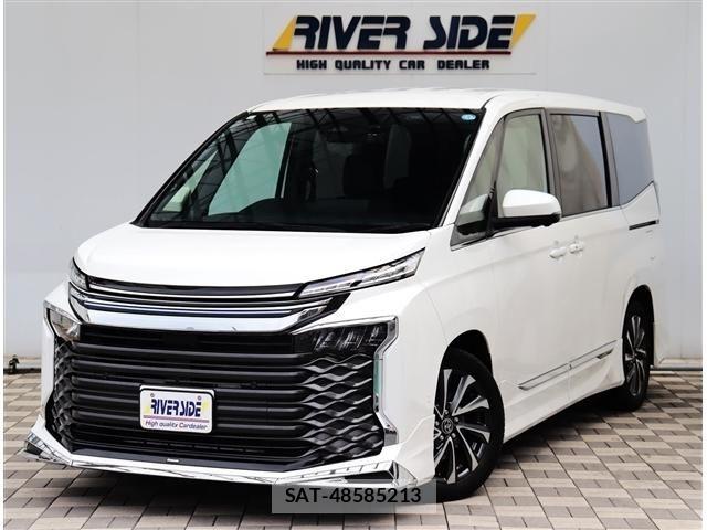 Toyota VOXY 2024-04 8882864-0