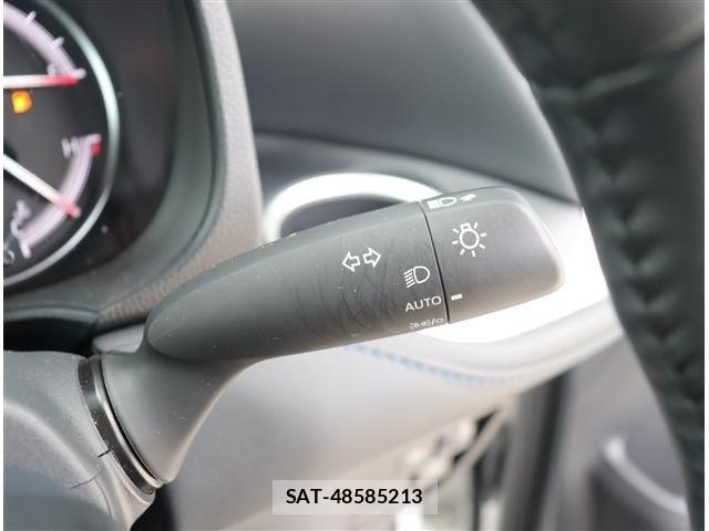 Toyota VOXY 2024-04 8882864-15