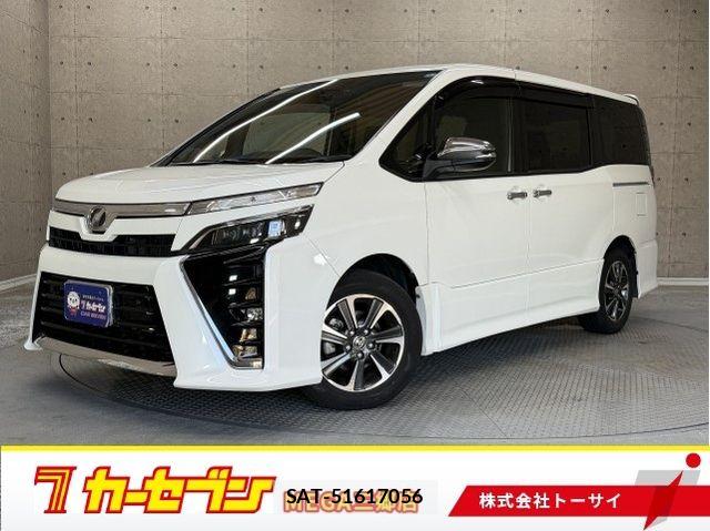 Toyota VOXY 2019-02 8882878-0