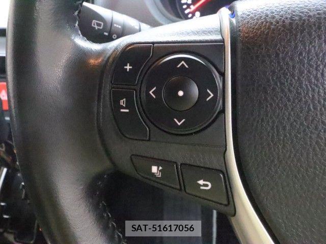 Toyota VOXY 2019-02 8882878-20