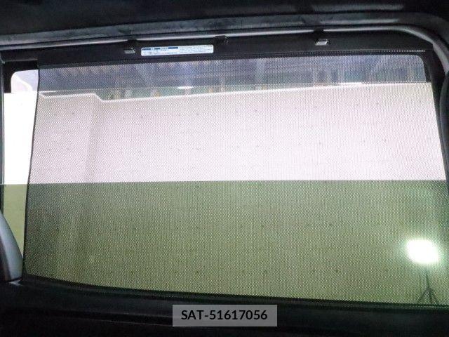 Toyota VOXY 2019-02 8882878-5