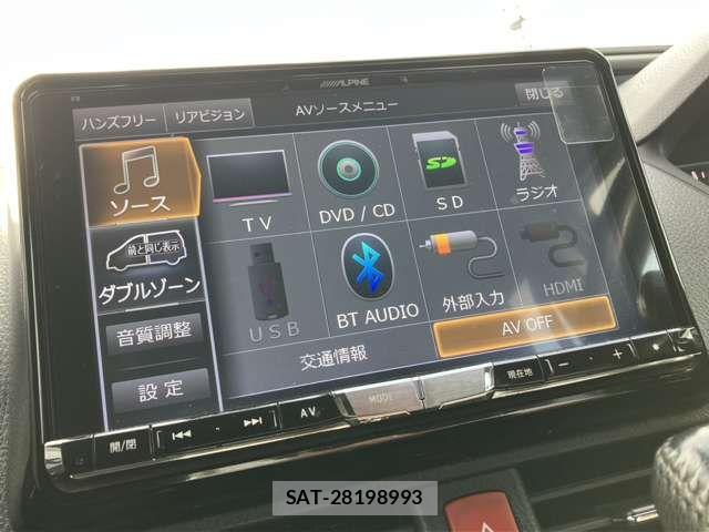 Toyota VOXY 2017-03 8882885-4
