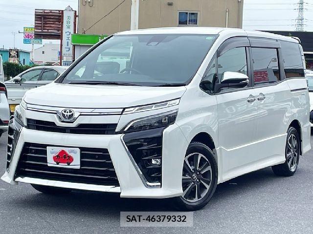 Toyota VOXY 2019-09 8882877-0