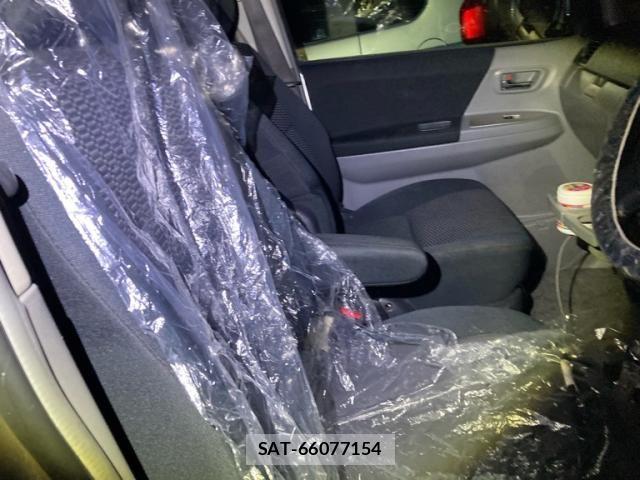 Toyota VOXY 2005-10 8882911-11