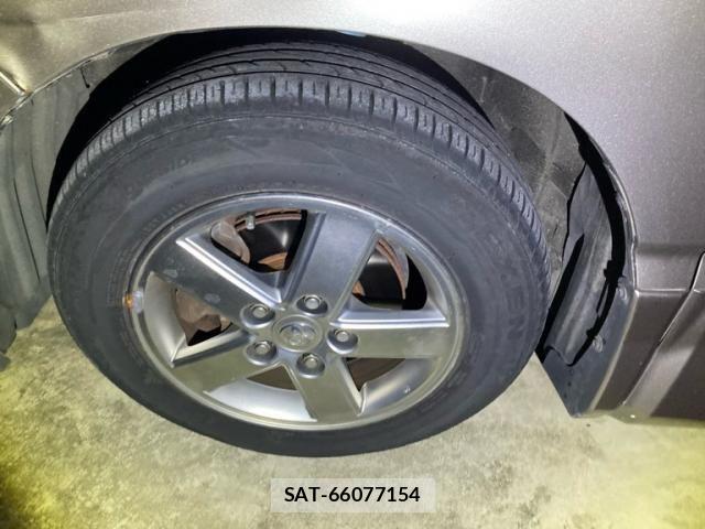 Toyota VOXY 2005-10 8882911-7