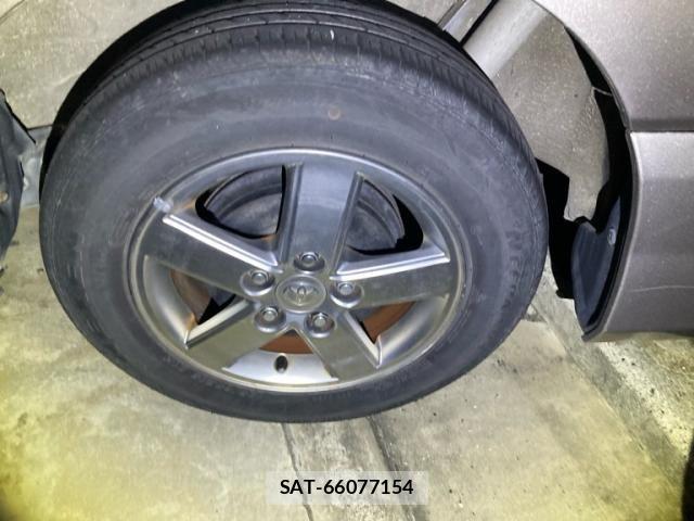 Toyota VOXY 2005-10 8882911-8
