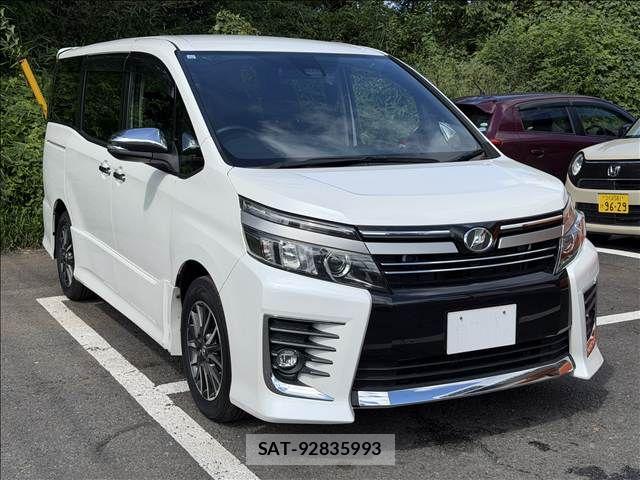 Toyota VOXY 2017-06 8882887-4