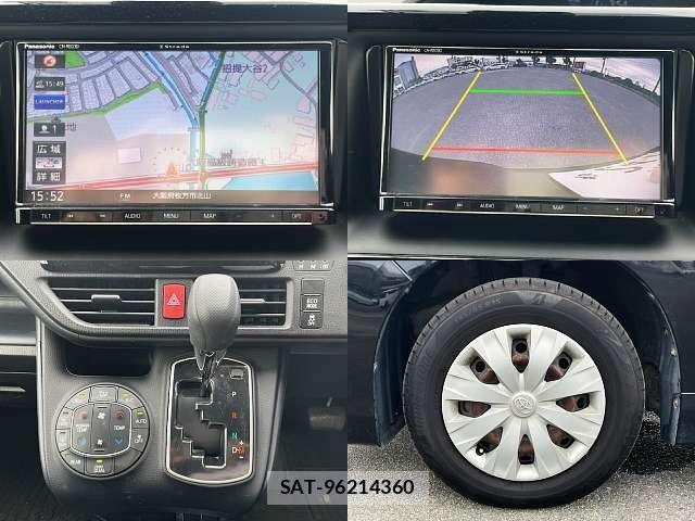 Toyota VOXY 2017-02 8882896-6