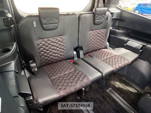 Toyota VOXY 2024-01 8882865-10
