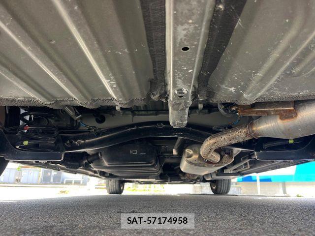 Toyota VOXY 2024-01 8882865-19