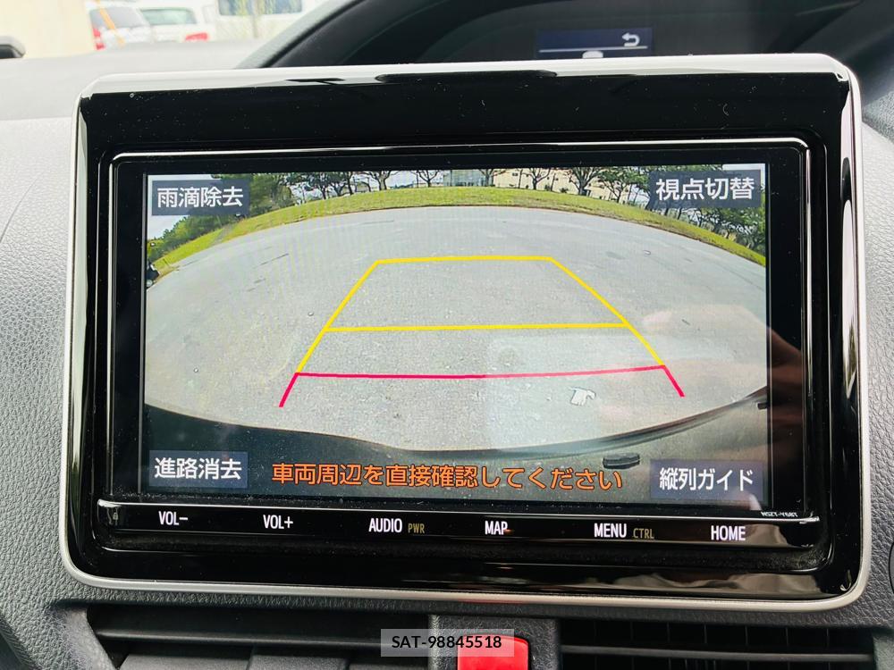 Toyota VOXY 2019-09 8865169-19