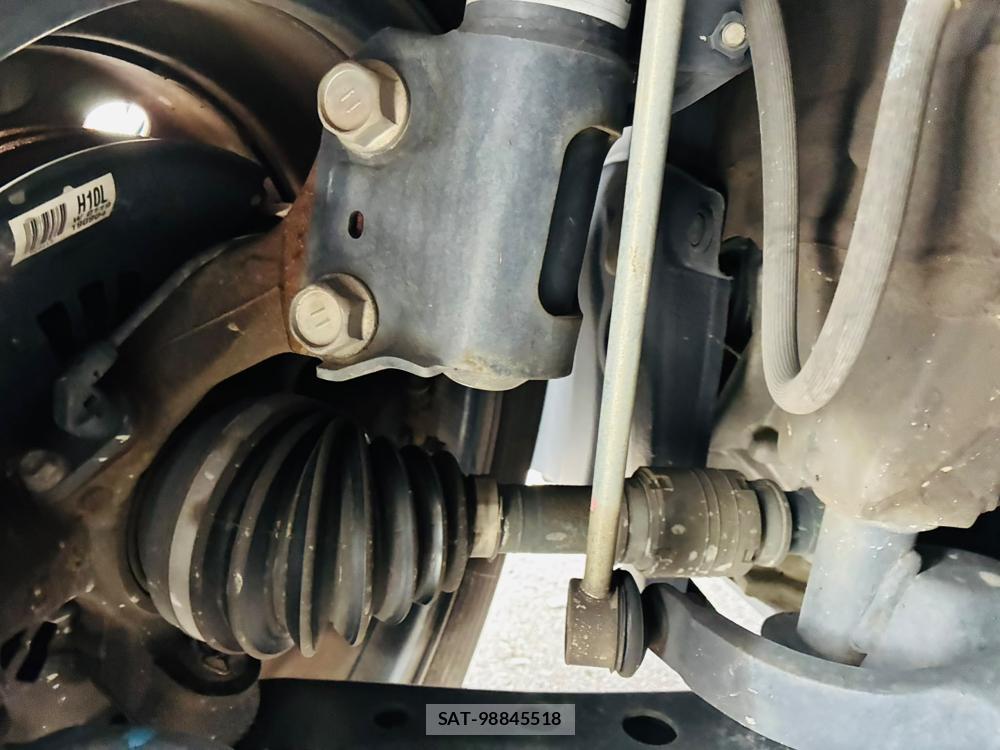 Toyota VOXY 2019-09 8865169-33