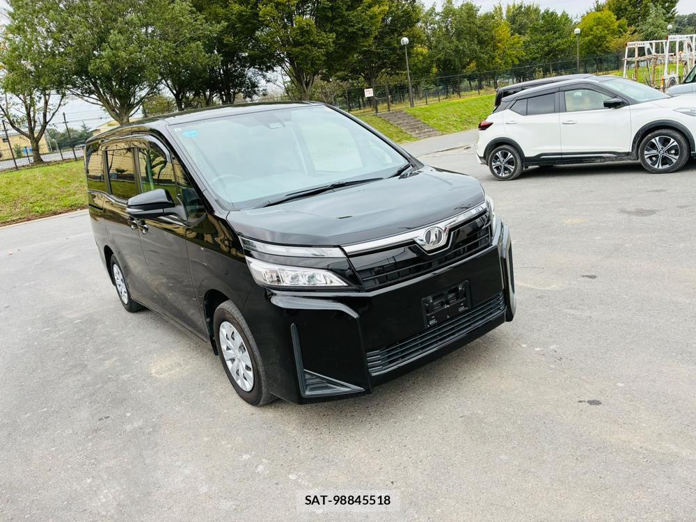 Toyota VOXY 2019-09 8865169-6
