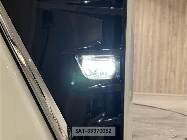Toyota VOXY 2020-12 8884577-14