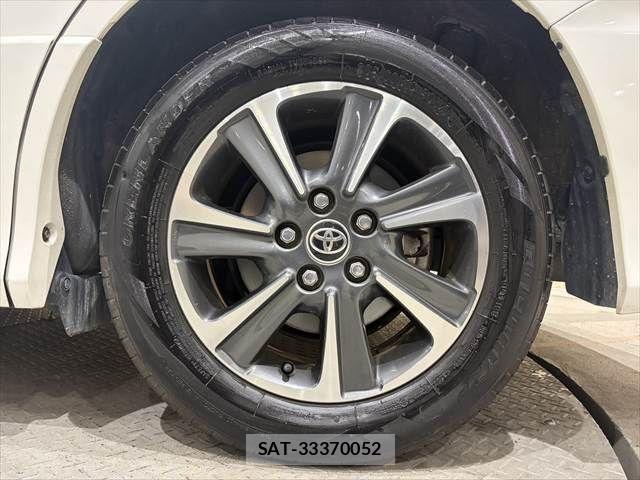 Toyota VOXY 2020-12 8884577-29