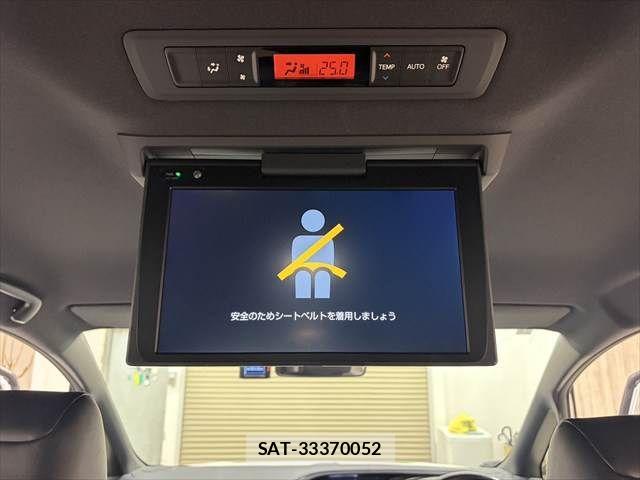 Toyota VOXY 2020-12 8884577-6