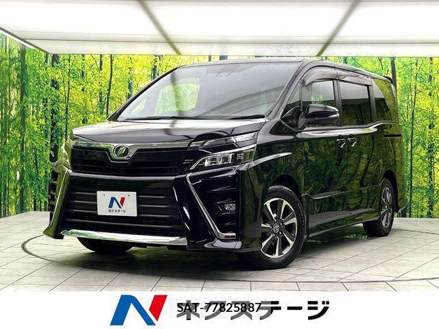 Toyota VOXY 2017-10 8884575-0