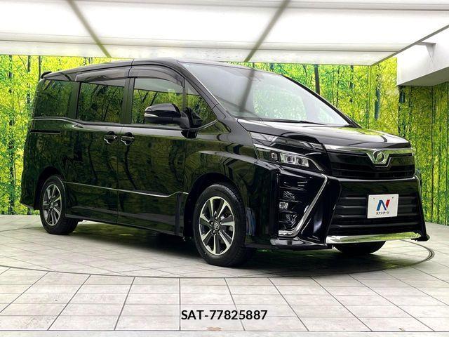 Toyota VOXY 2017-10 8884575-15