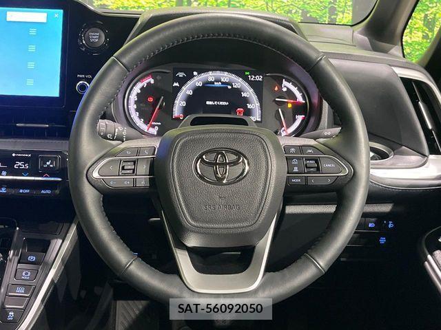 Toyota VOXY 2024-08 8884570-12