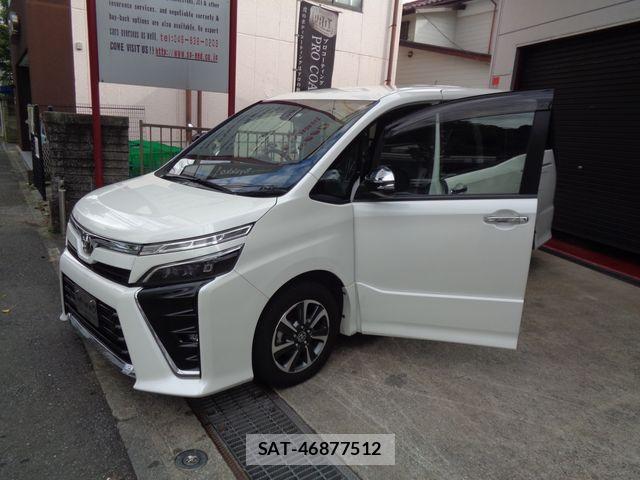 Toyota VOXY 2021-11 8884574-20