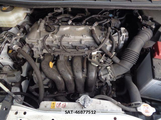 Toyota VOXY 2021-11 8884574-4