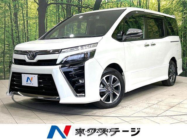 Toyota VOXY 2021-12 8884572-0