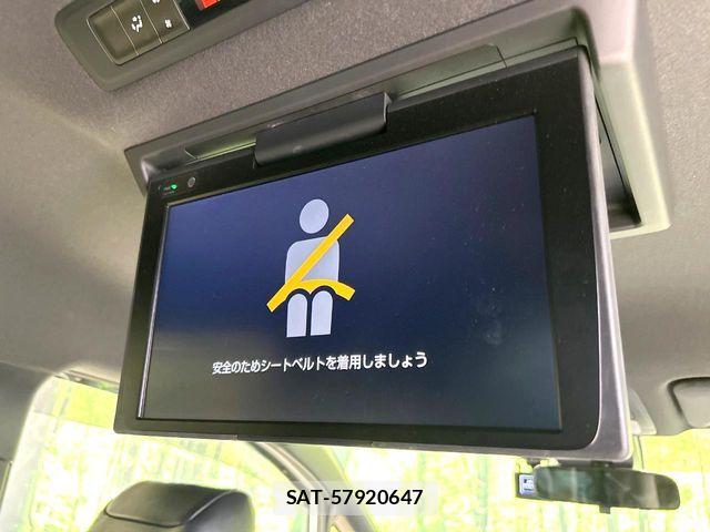 Toyota VOXY 2021-12 8884572-1