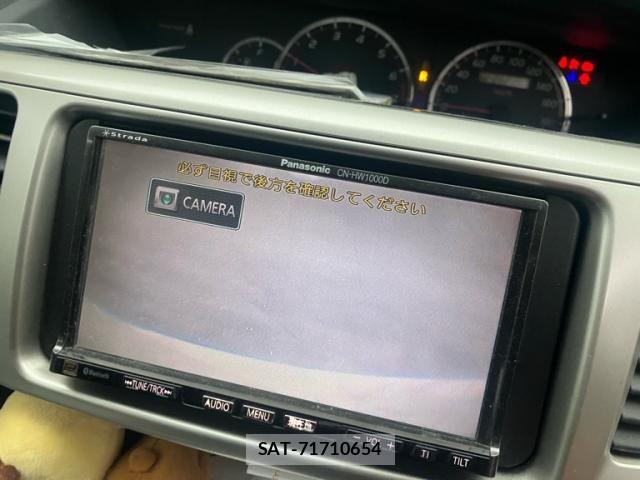 Toyota VOXY 2005-11 8884585-14