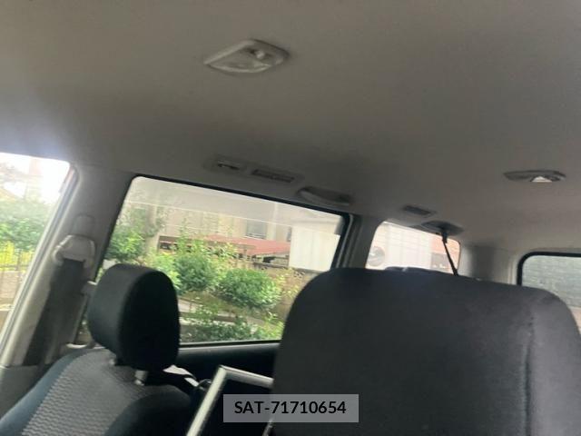 Toyota VOXY 2005-11 8884585-8