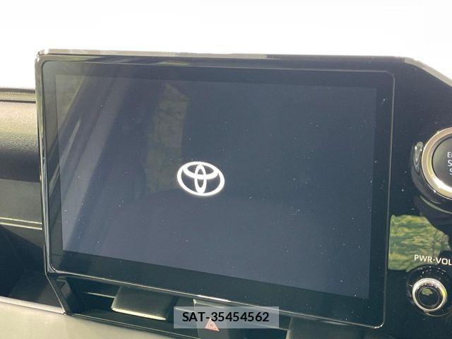 Toyota VOXY 2022-09 8884571-2
