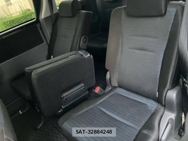 Toyota VOXY 2008-03 8884583-11