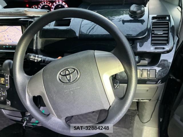 Toyota VOXY 2008-03 8884583-15
