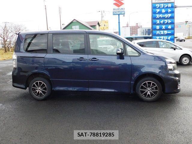 Used Toyota Voxy 2012 - Wagon Petrol for Sale | $6,864 | SAT Japan