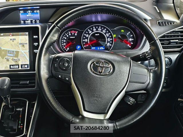 Toyota VOXY 2020-08 1226252-9