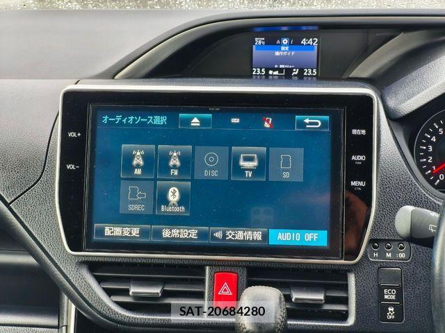Toyota VOXY 2020-08 1226252-12