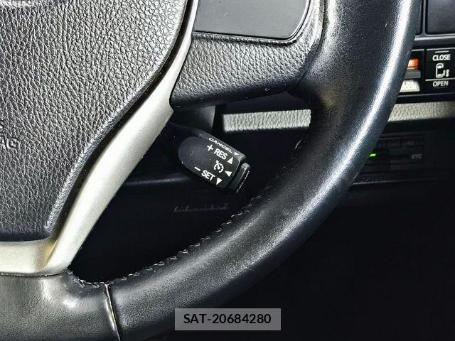 Toyota VOXY 2020-08 1226252-17