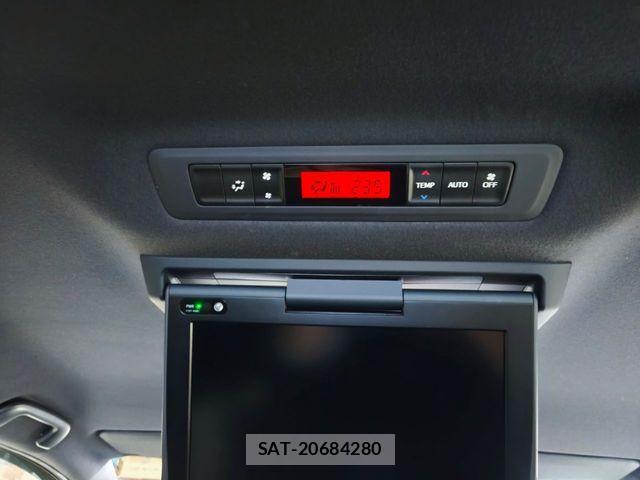Toyota VOXY 2020-08 1226252-18
