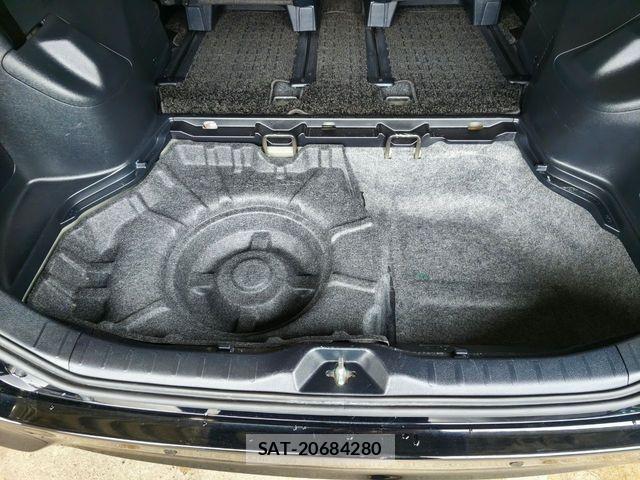 Toyota VOXY 2020-08 1226252-22