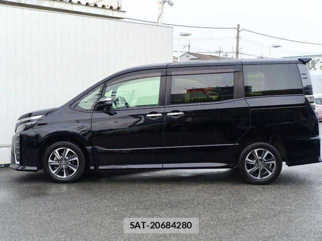 Toyota VOXY 2020-08 1226252-26