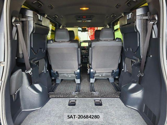Toyota VOXY 2020-08 1226252-8