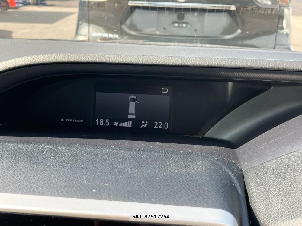 Toyota VOXY 2018 1252845-19