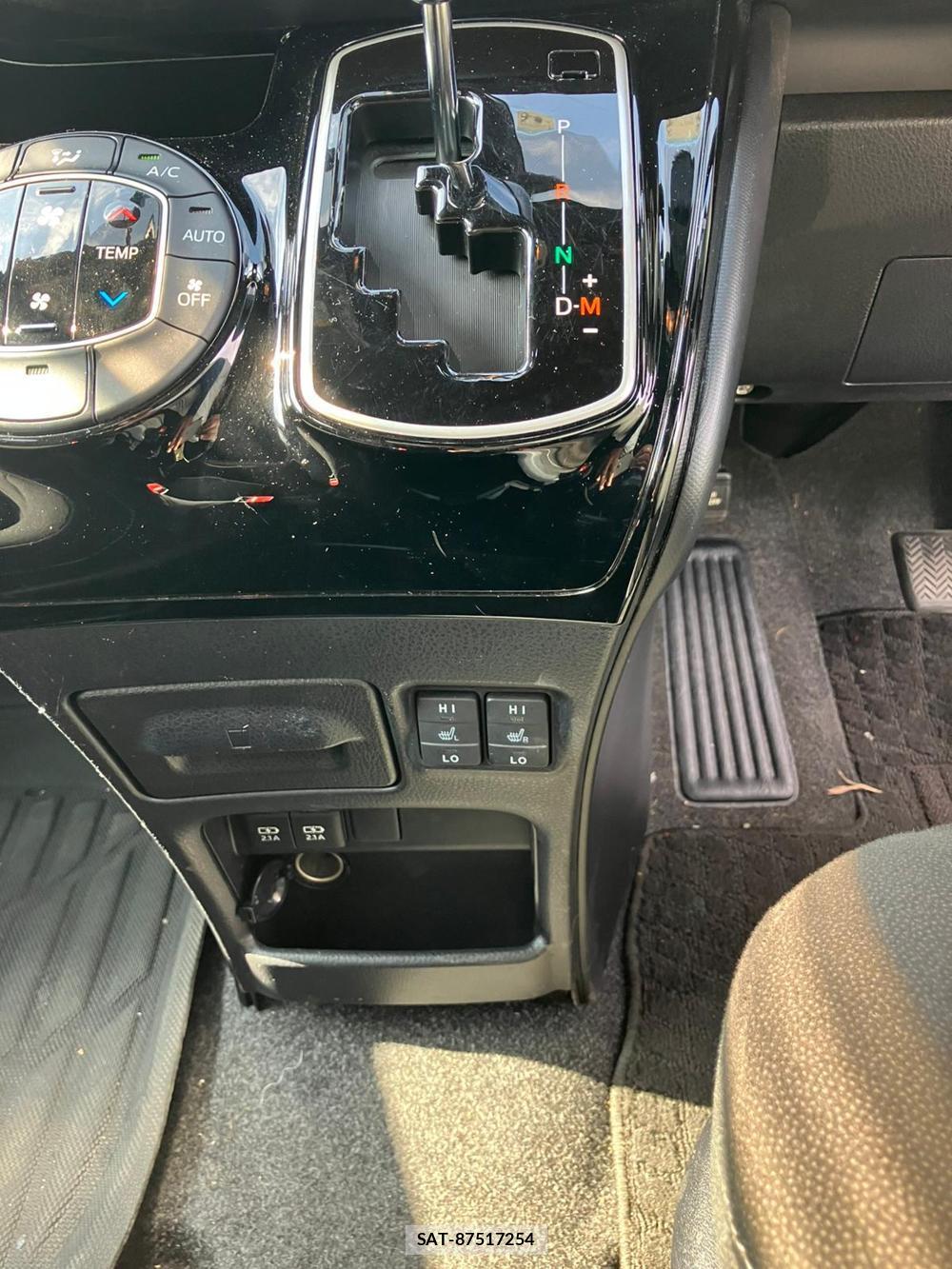 Toyota VOXY 2018 1252845-20